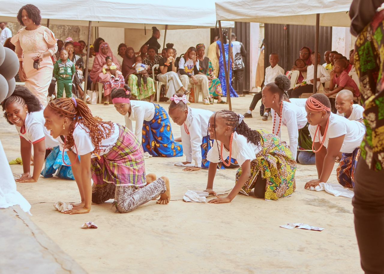 Dee Jewels Schools gallery photo 6